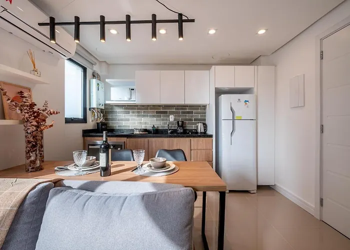 Loft Em Frente Da Redenção 609 *